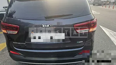 Photo 1 of 8: 2015 Kia Sorento — Korean insurance auction