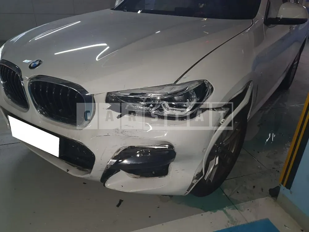 Photo 2 of 9: 2018 BMW X4 xDrive 20d, VIN WBAVJ1103KLF60894 — Korean insurance auction