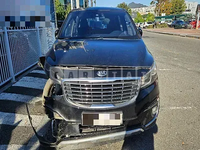 Photo 1 of 18: 2015 Kia Carnivals — Korean insurance auction