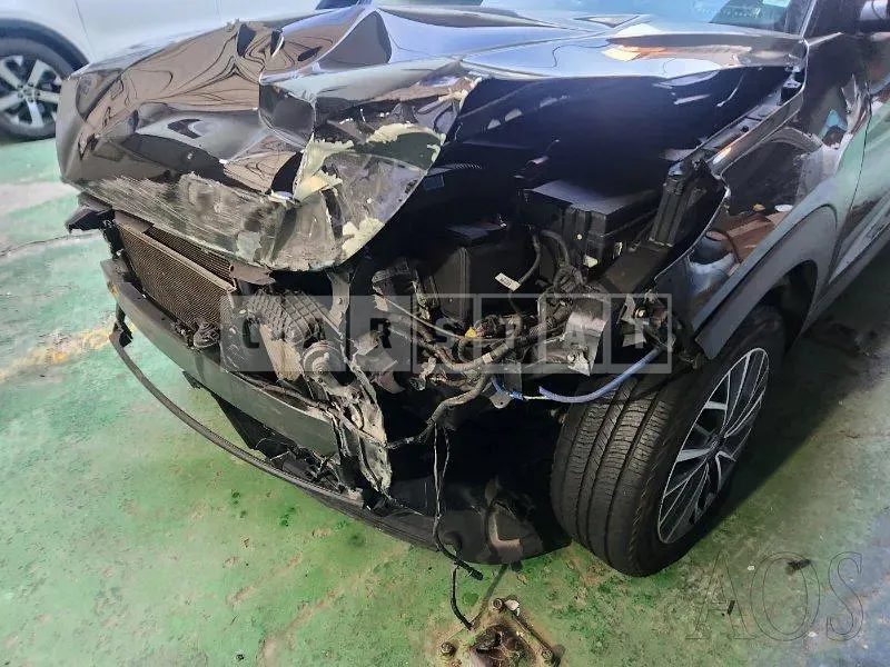 Photo 2 of 50: 2019 Hyundai Tucson, VIN KMHJ5812GKU912564 — Korean insurance auction