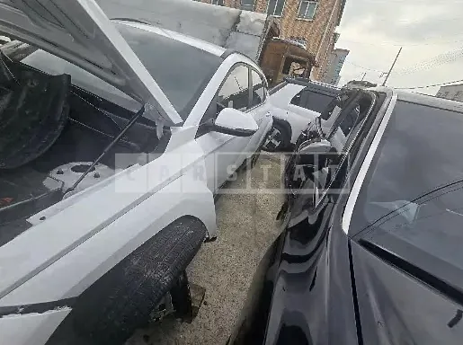 Photo 2 of 24: 2025 Hyundai Kona Electric Car — Korean insurance auction