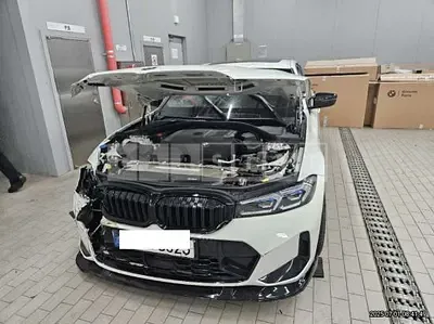 Photo 1 of 13: 2024 BMW 320i — Korean insurance auction
