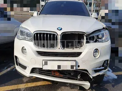 Photo 1 of 41: 2017 BMW X5 xDrive30d, VIN WBAKS4106H0R95255 — Korean insurance auction