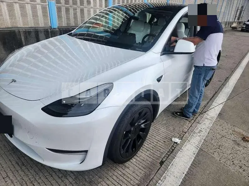 Photo 2 of 11: 2024 Tesla Model Y Long Range — Korean insurance auction