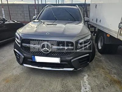 2024 Mercedes-Benz GLB 250