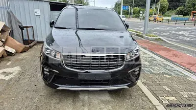 Photo 1 of 15: 2018 Kia Carnivals — Korean insurance auction