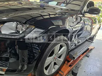 Photo 1 of 16: 2018 Jaguar XF 20d — Korean insurance auction