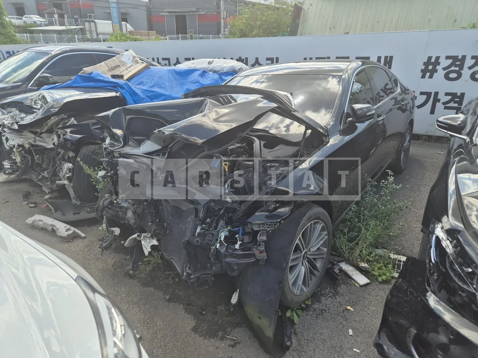 Photo 2 of 6: 2018 Genesis G80 3.3 — Korean insurance auction