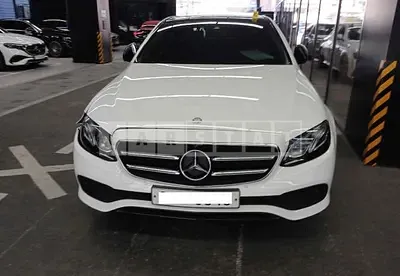 Photo 1 of 10: 2016 Mercedes-Benz E300, VIN WDDZF4JB4HA044933 — Korean insurance auction