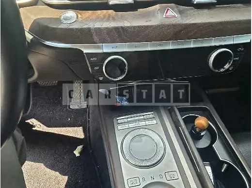 Photo 2 of 8: 2020 Genesis G80 AWD — Korean insurance auction