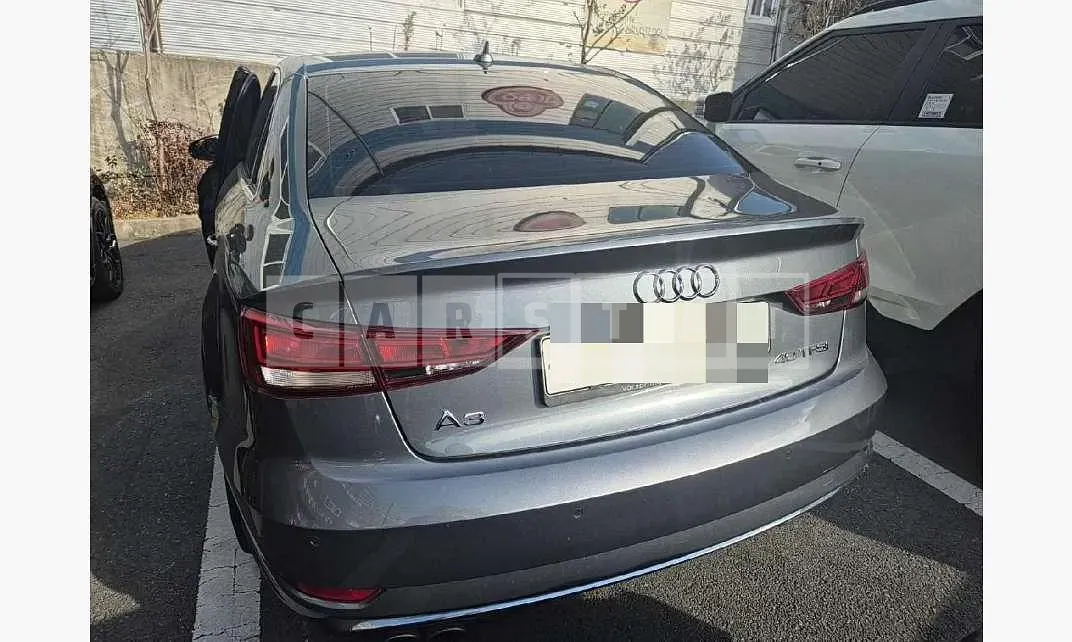 Photo 2 of 47: 2018 Audi A3 40 TFSI — Korean insurance auction