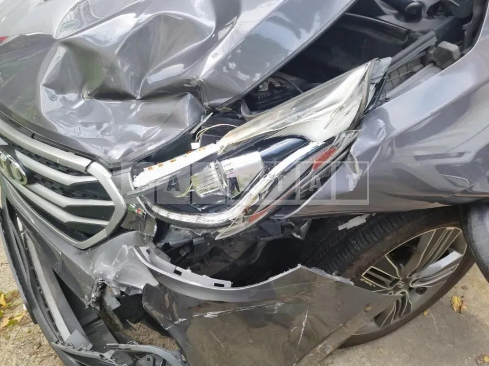 Photo 2 of 19: 2015 Hyundai Tucson, VIN KMHJT81VBFU057334 — Korean insurance auction
