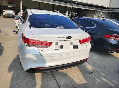 Photo 1 of 13: 2015 Kia K5 2.0, VIN KNAGU411BGA023209 — Korean insurance auction