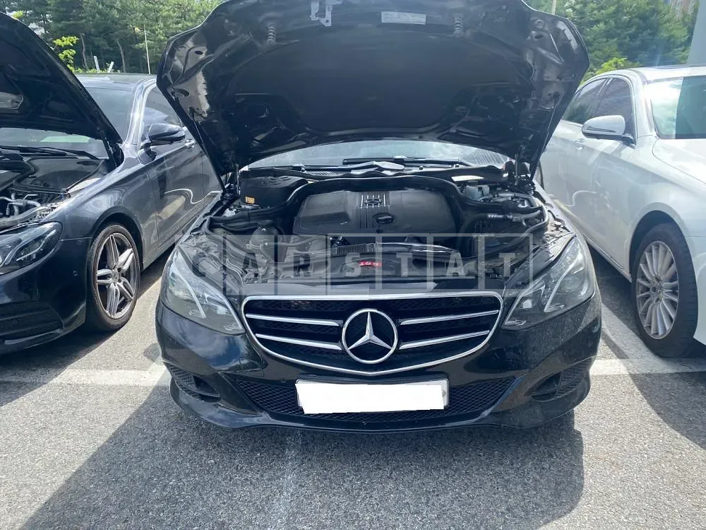 Photo 2 of 17: 2015 Mercedes-Benz E220 BlueTec, VIN WDDHF0AB9GB236443 — Korean insurance auction