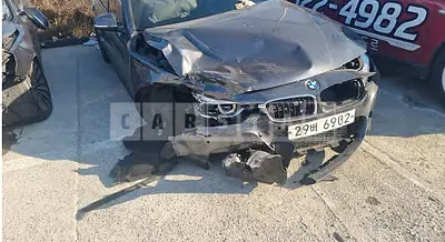 Photo 1 of 26: 2018 BMW 320i, VIN WBA8A9100JAH11812 — Korean insurance auction