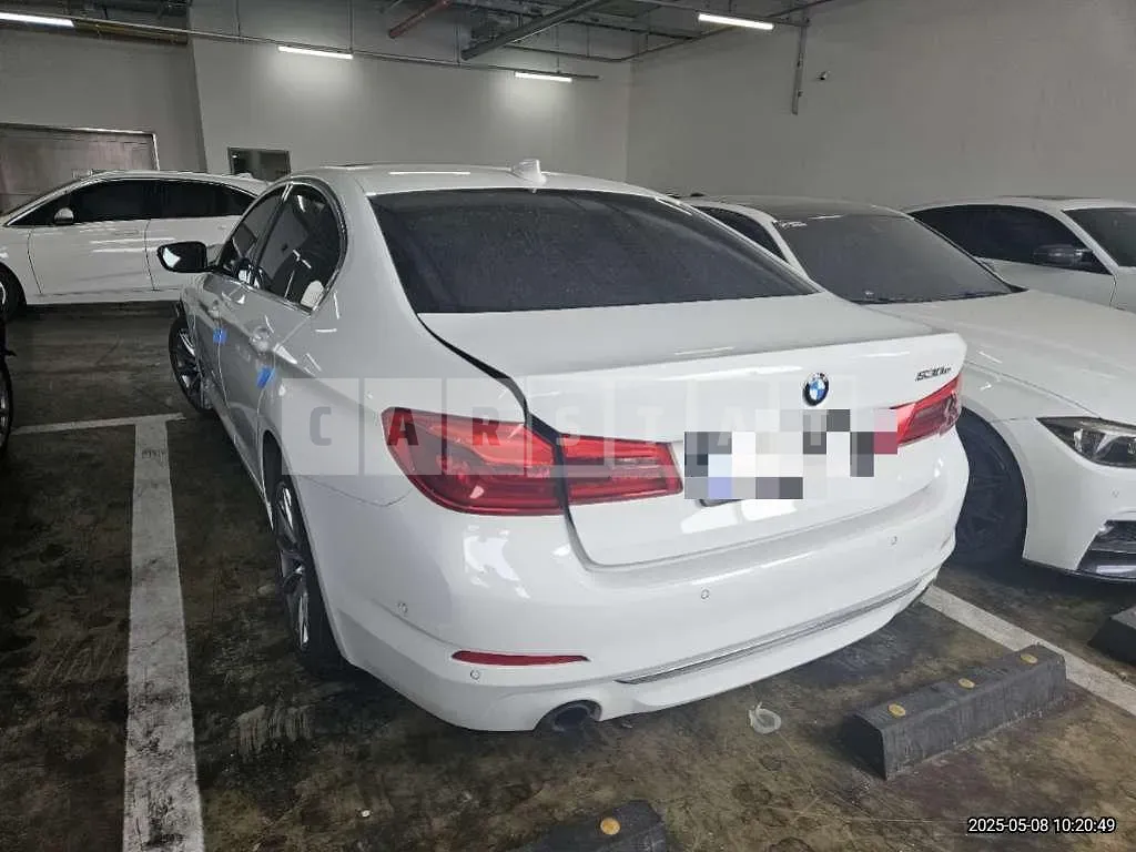 Photo 2 of 9: 2019 BMW 530e iPerformance Luxury — Korean insurance auction