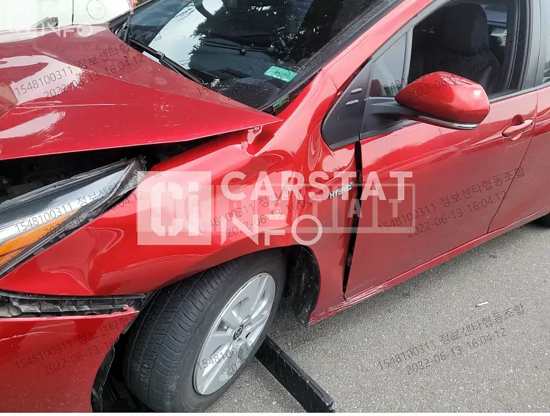 Photo 2 of 12: 2016 Toyota Prius, VIN JTDKBRFU6G3529141 — Korean insurance auction