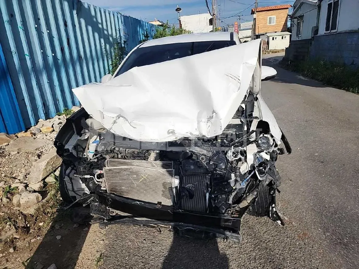 Photo 2 of 19: 2019 Hyundai Tucson TL 2.0 (4WD), VIN KMHJ281ADKU143200 — Korean insurance auction