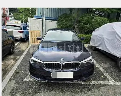 Photo 1 of 35: 2017 BMW 520d — Korean insurance auction