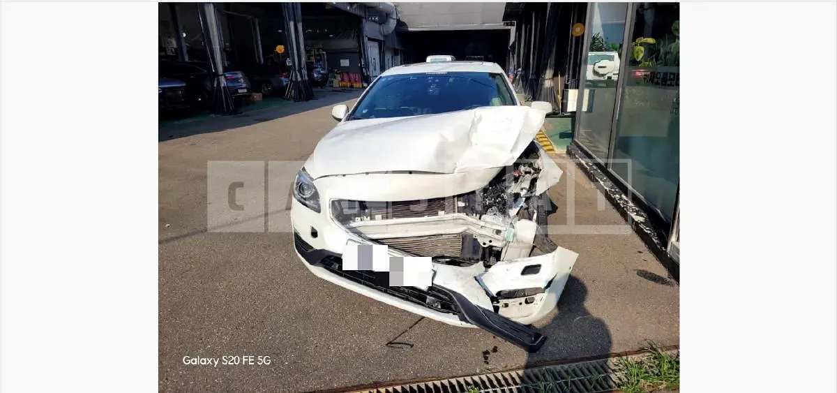 Photo 2 of 38: 2016 Volvo S60D4 — Korean insurance auction
