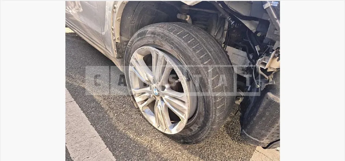 Photo 2 of 28: 2015 BMW X5 xDrive30d — Korean insurance auction