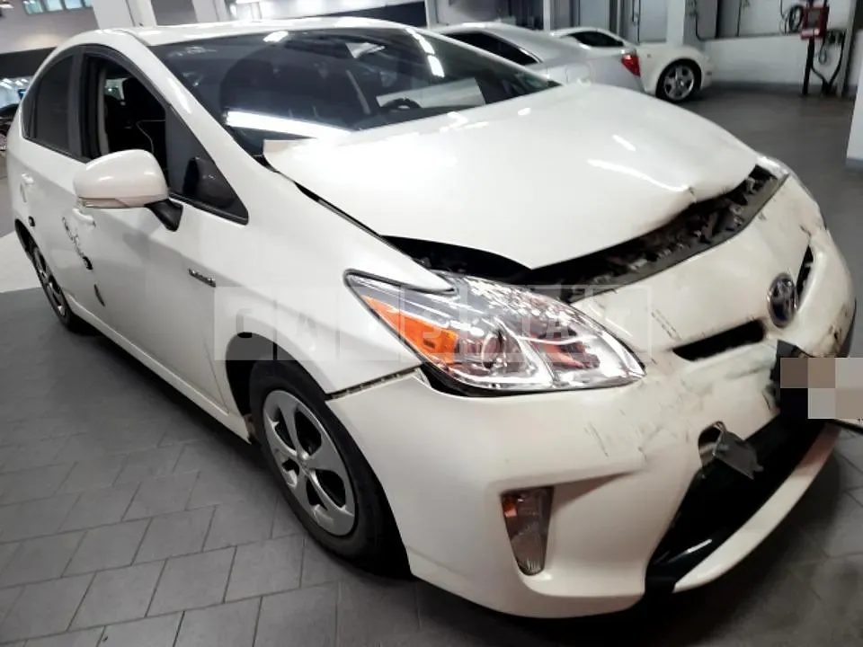 Photo 2 of 9: 2014 Toyota Prius — Korean insurance auction
