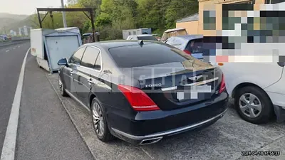 Photo 1 of 13: 2016 Genesis EQ900 3.3T — Korean insurance auction