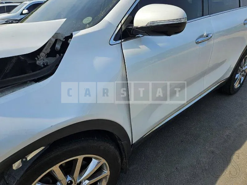 Photo 2 of 18: 2016 Kia Sorento, VIN KNAPK81BDGA132387 — Korean insurance auction