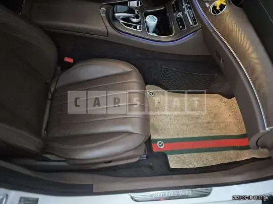 Photo 2 of 15: 2017 Mercedes-Benz E220d — Korean insurance auction