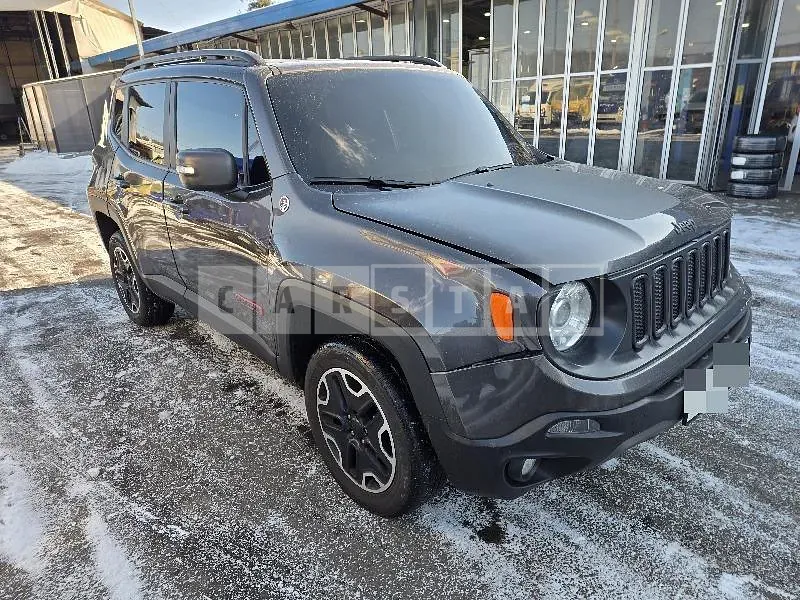 Photo 2 of 19: 2018 Jeep Zip Renegade — Korean insurance auction