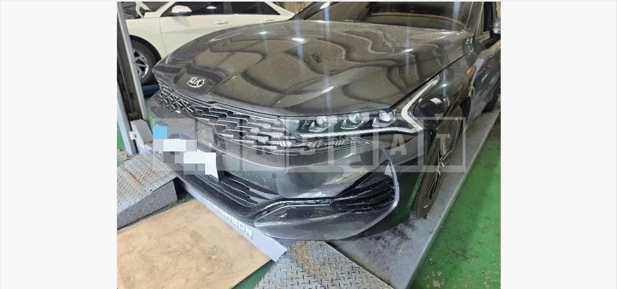 Photo 3 of 3: 2020 Kia (parts) K5 1.6 Turbo (3rd Gen) Headlamp — Korean insurance auction