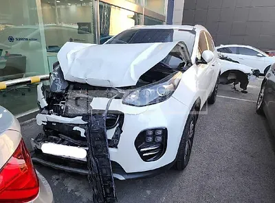 Photo 1 of 20: 2018 Kia Sportage, VIN KNAP6815GJK490265 — Korean insurance auction