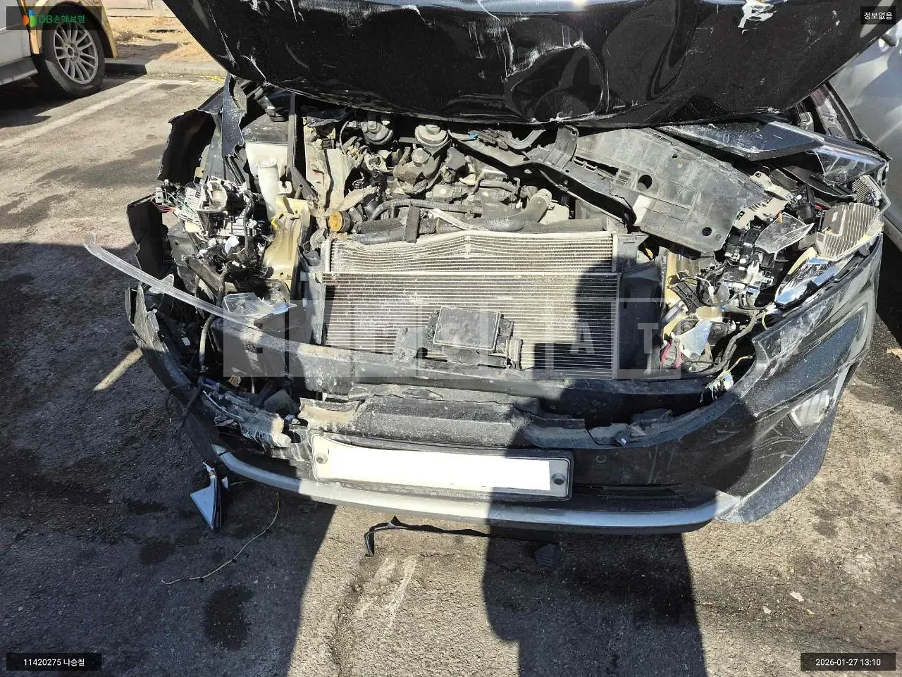 Photo 2 of 19: 2019 Kia K7, VIN KNALD416BLA186944 — Korean insurance auction