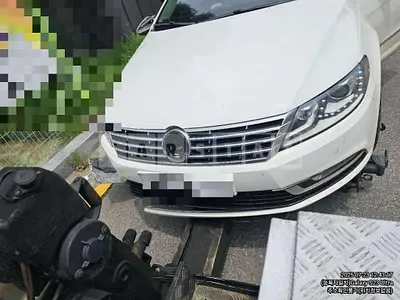 Photo 1 of 11: 2015 Volkswagen CC 2.0 TDI Blue Motion — Korean insurance auction