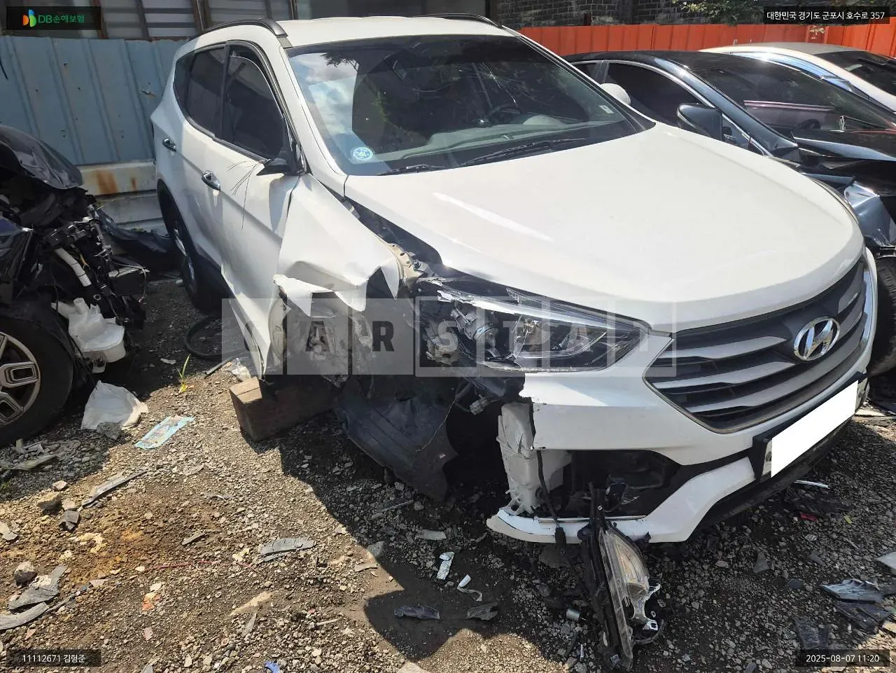 Photo 2 of 11: 2016 Hyundai Santa Fe, VIN KMHS281BBKU070592 — Korean insurance auction