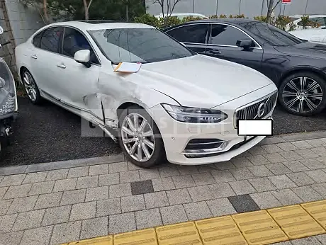 Photo 2 of 11: 2018 Volvo C90 Sg, VIN YV1PSA8ADJ1027172 — Korean insurance auction