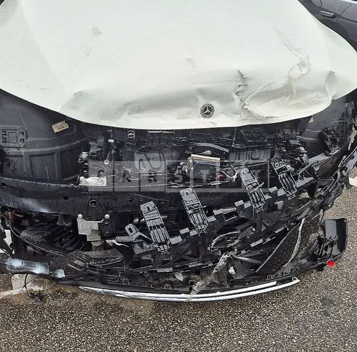 Photo 2 of 13: 2022 Mercedes-Benz EQE350 + — Korean insurance auction