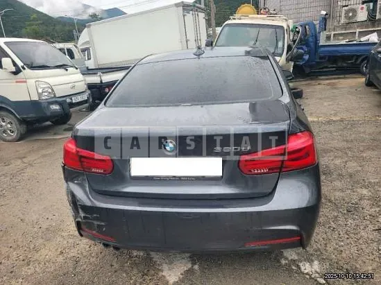 Photo 2 of 8: 2018 BMW 320d MSport Package WLTP — Korean insurance auction