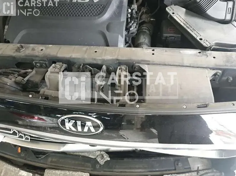 Photo 2 of 13: 2016 Kia Carnival 9-Seater, VIN KNAME81ABGS231428 — Korean insurance auction