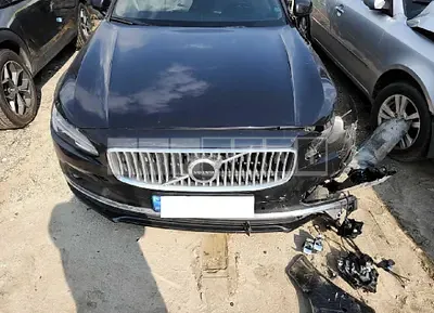 Photo 1 of 29: 2023 Volvo S90B6 AWD, VIN LVYPT0627PP325060 — Korean insurance auction