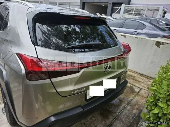 Photo 2 of 12: 2020 Lexus Ux 250h 2WD — Korean insurance auction