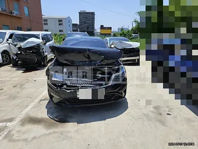 Photo 1 of 19: 2018 Kia K5 2.0 — Korean insurance auction
