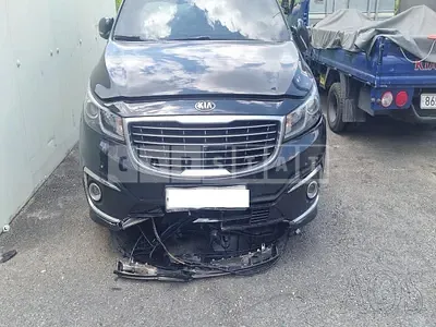 Photo 1 of 16: 2017 Kia Carnival, VIN KNAME81ABHS259561 — Korean insurance auction