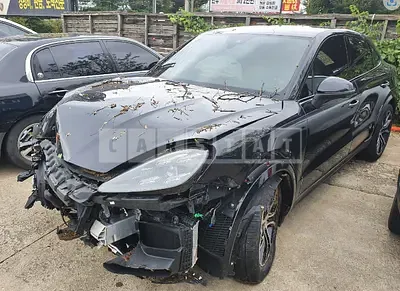 Photo 1 of 68: 2020 Porsche Caupe (5 -Seater), VIN WP1BA29Y5LDA65691 — Korean insurance auction