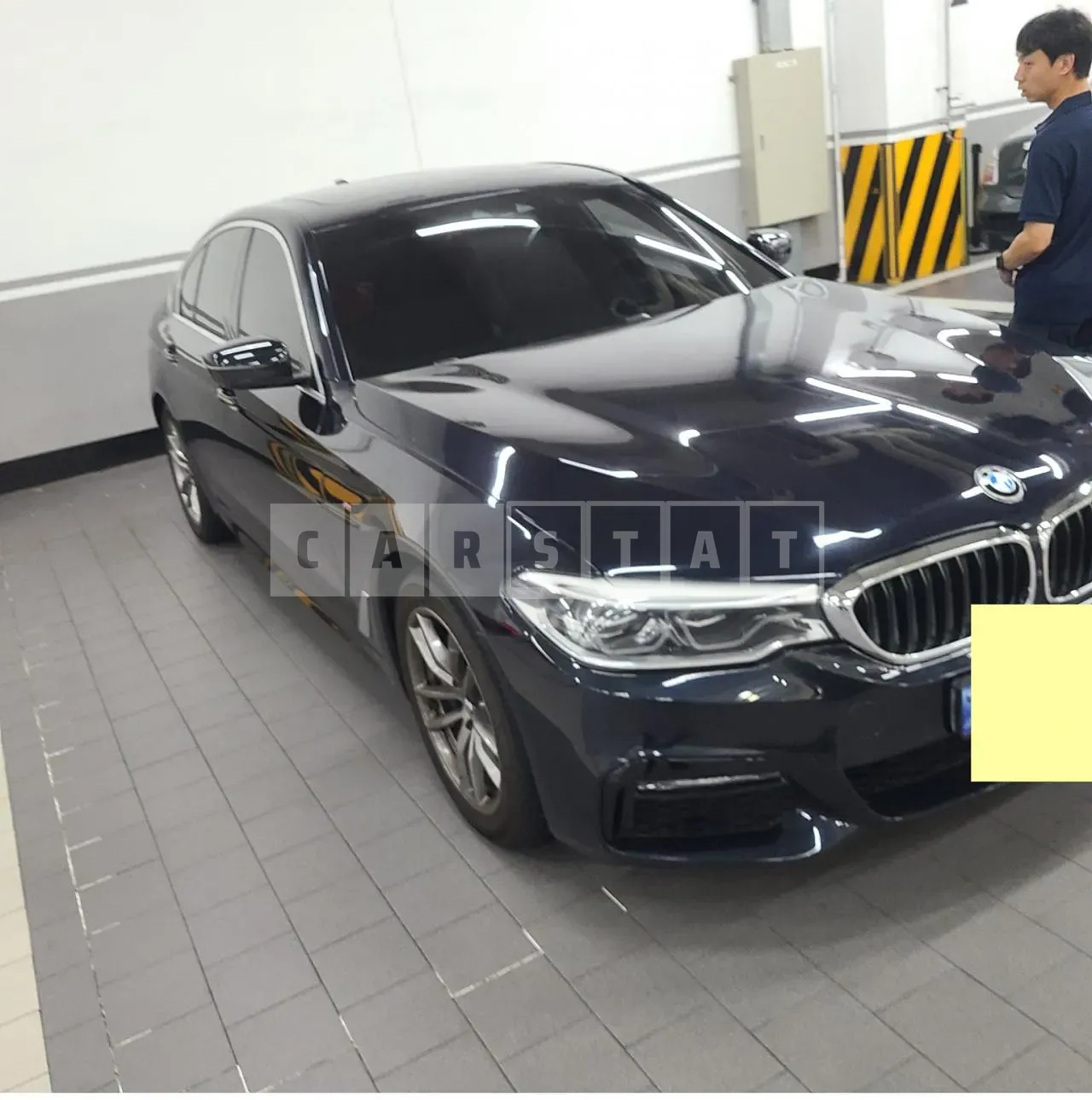 Photo 2 of 30: 2018 BMW 530i, VIN WBAJD3103JB255821 — Korean insurance auction