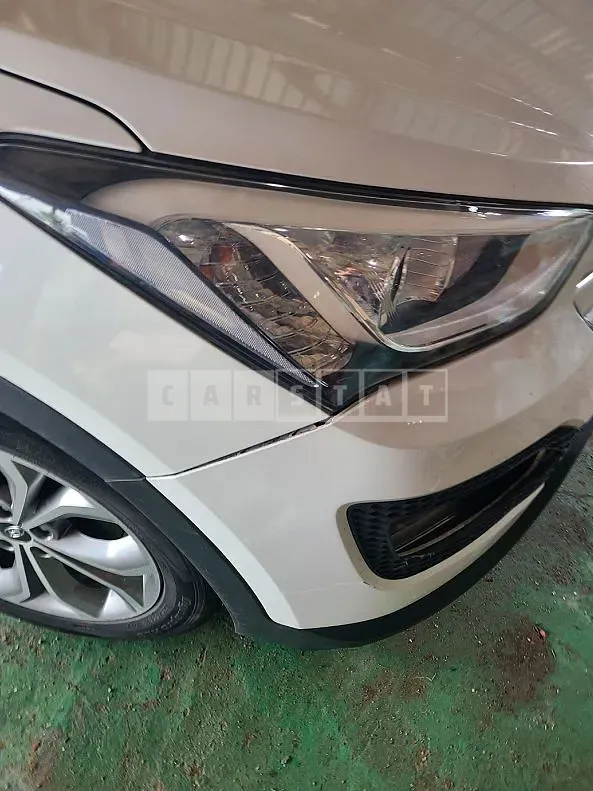 Photo 2 of 11: 2014 Hyundai Santa Fe, VIN KMHSW81UBFU401249 — Korean insurance auction