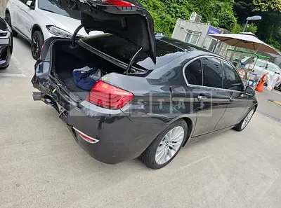 Photo 1 of 28: 2016 BMW 520d, VIN WBA5E5105GG210014 — Korean insurance auction