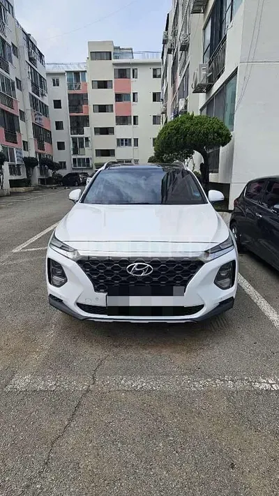Photo 1 of 13: 2018 Hyundai Santa Fe TM — Korean insurance auction