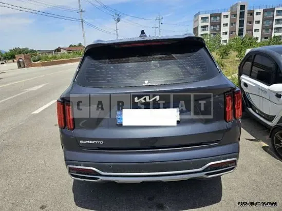 Photo 2 of 48: 2023 Kia Sorento, VIN KNARKS1BGPA196110 — Korean insurance auction