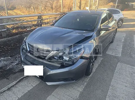 Photo 2 of 6: 2017 Nissan Altima 2.5 — Korean insurance auction